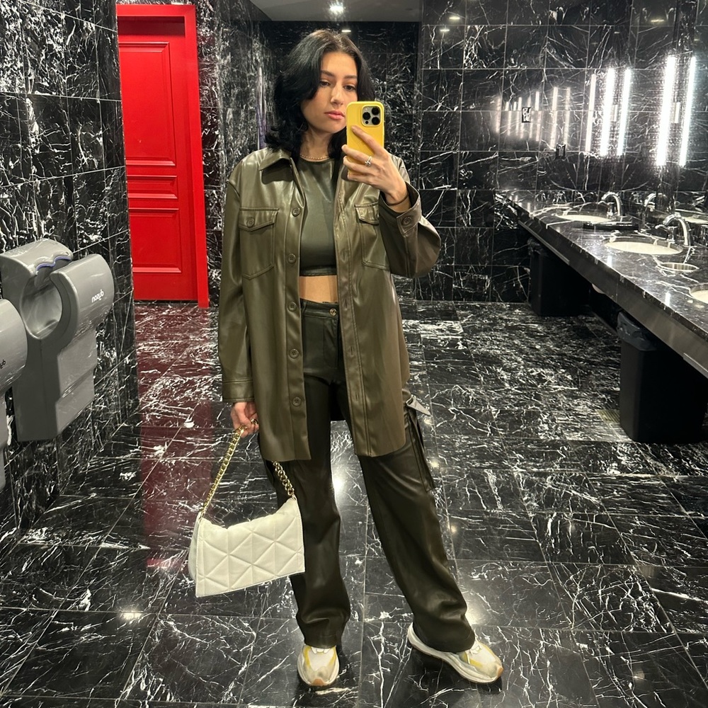 Meet your Posher, Leighann